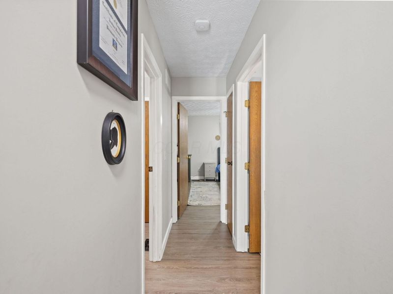 7686 Heathside Court, Columbus, OH 43235 Photo 7