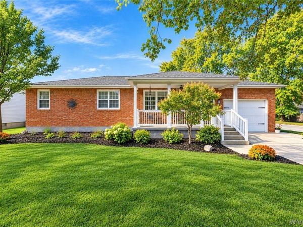 1394 99th St , Niagara Falls, NY 14304