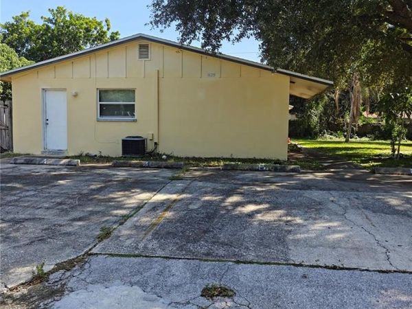 1629 PALM WAY, LARGO, FL 33771