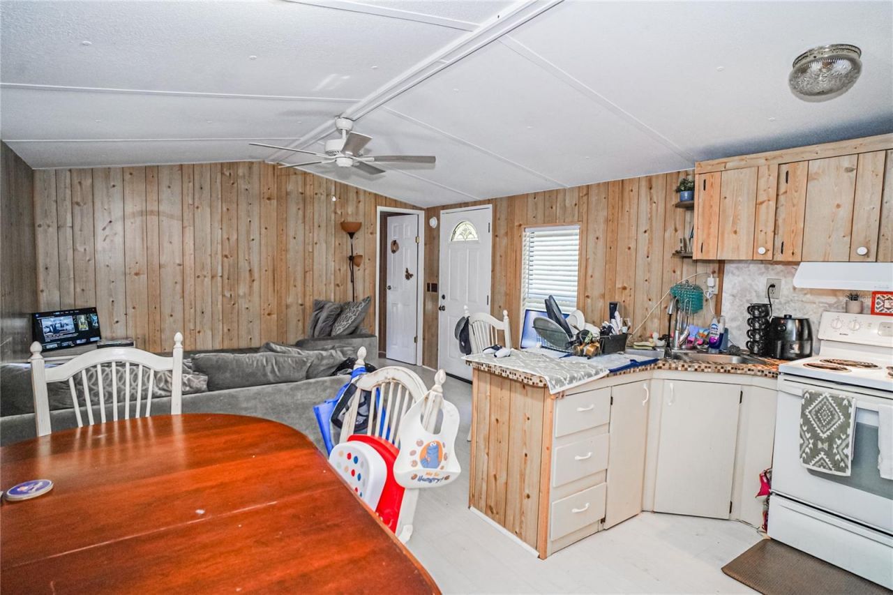 8000-8030 Belcher Lane , Land O Lakes, FL 34639 Photo