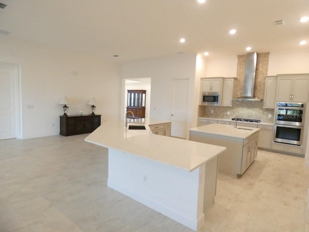 958 Signet Drive, Apollo Beach, FL 33572 Photo