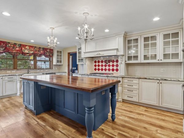 6410 South Avenue, Middleton, WI 53562