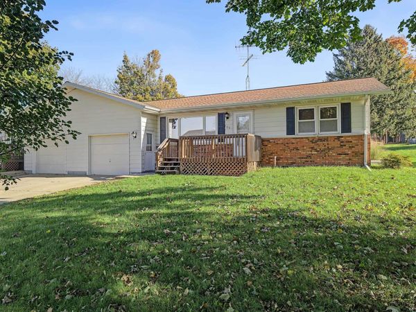 106 25th Avenue, Unit B, Monroe, WI 53566