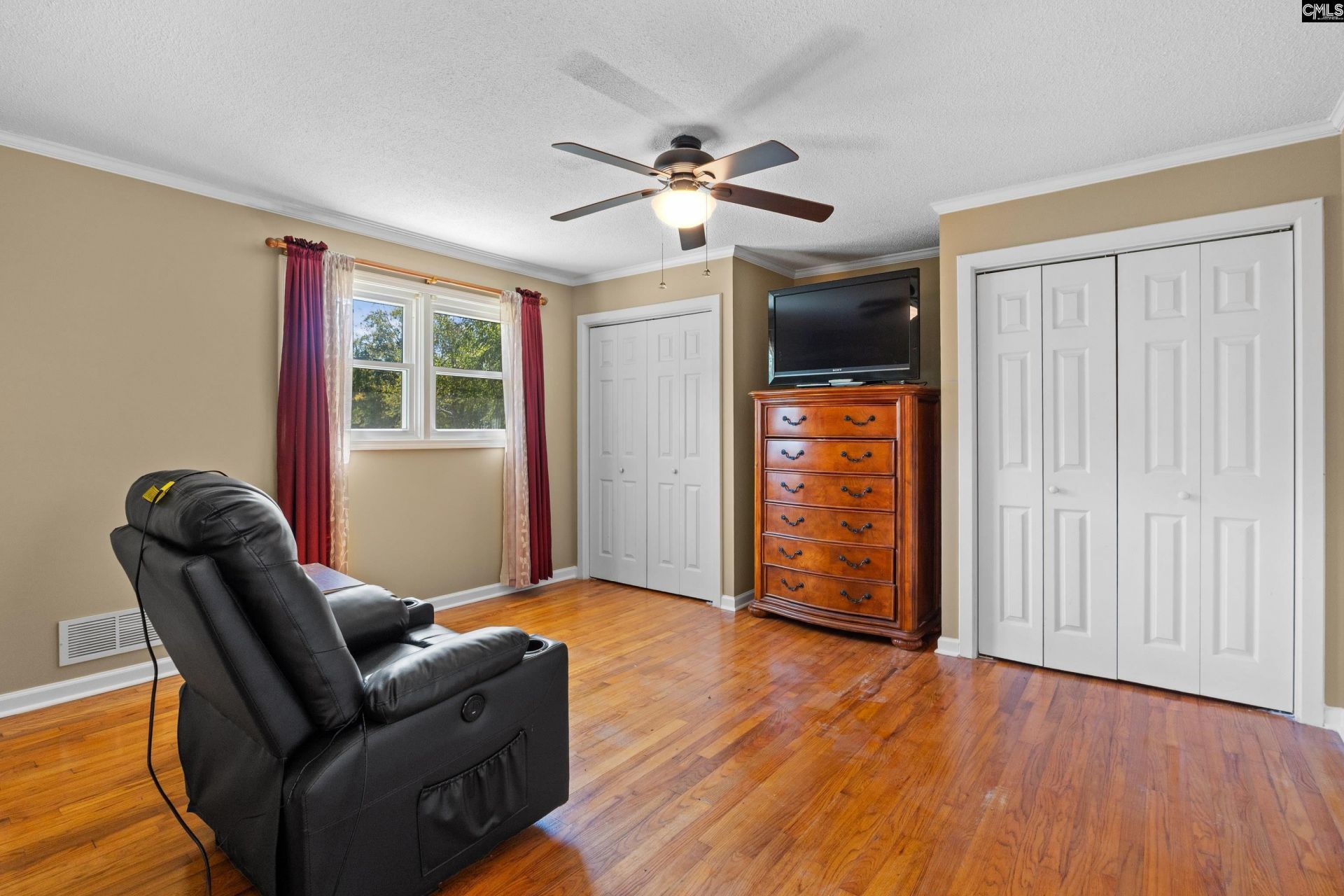 201 Golden Lane  Photo 14
