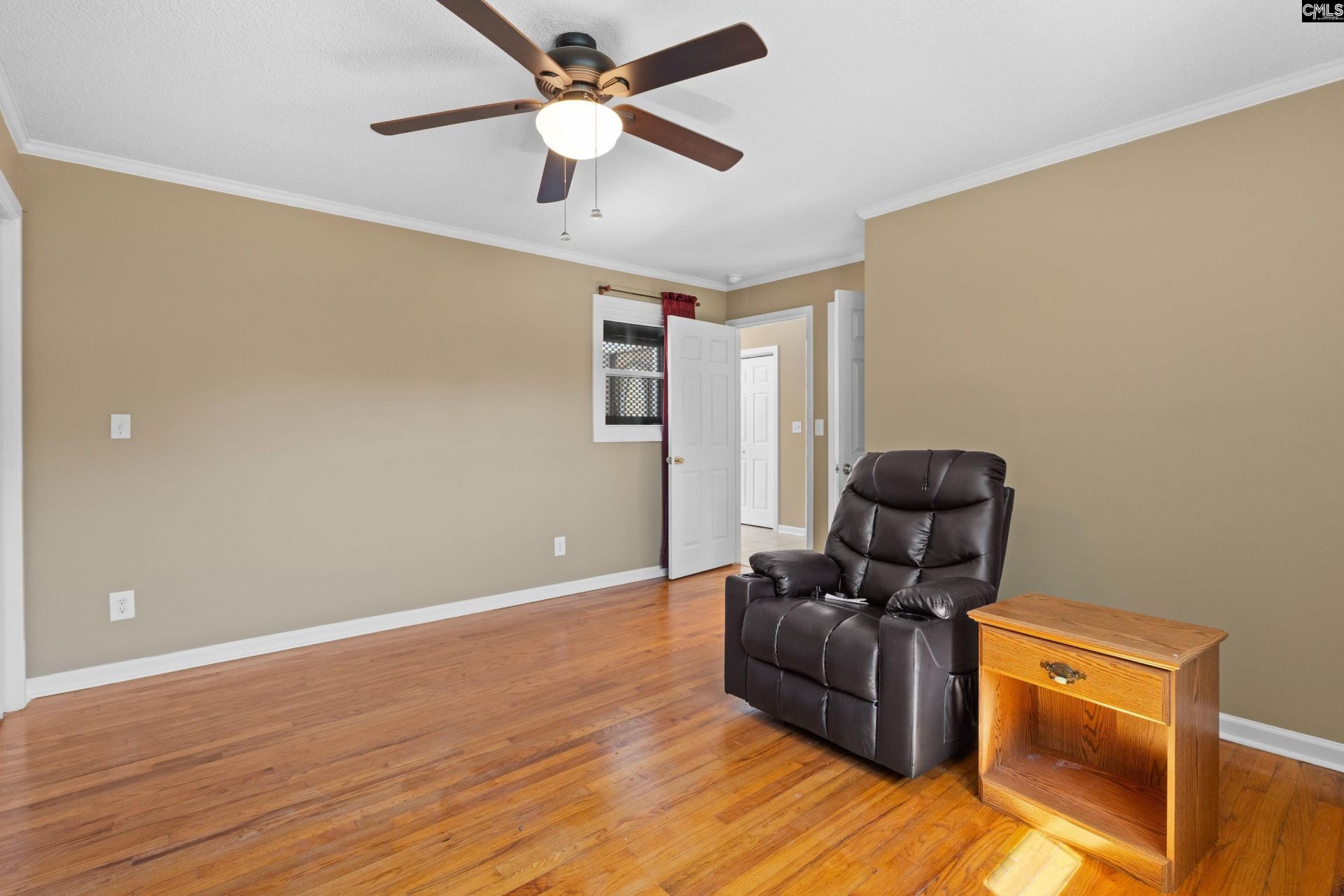 201 Golden Lane  Photo 15