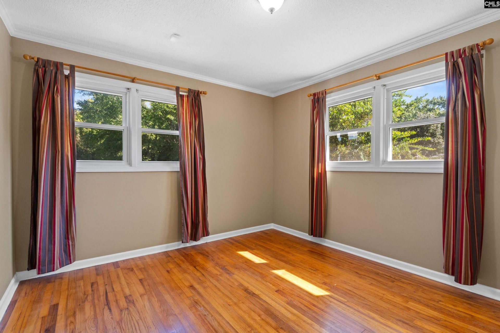 201 Golden Lane  Photo 18