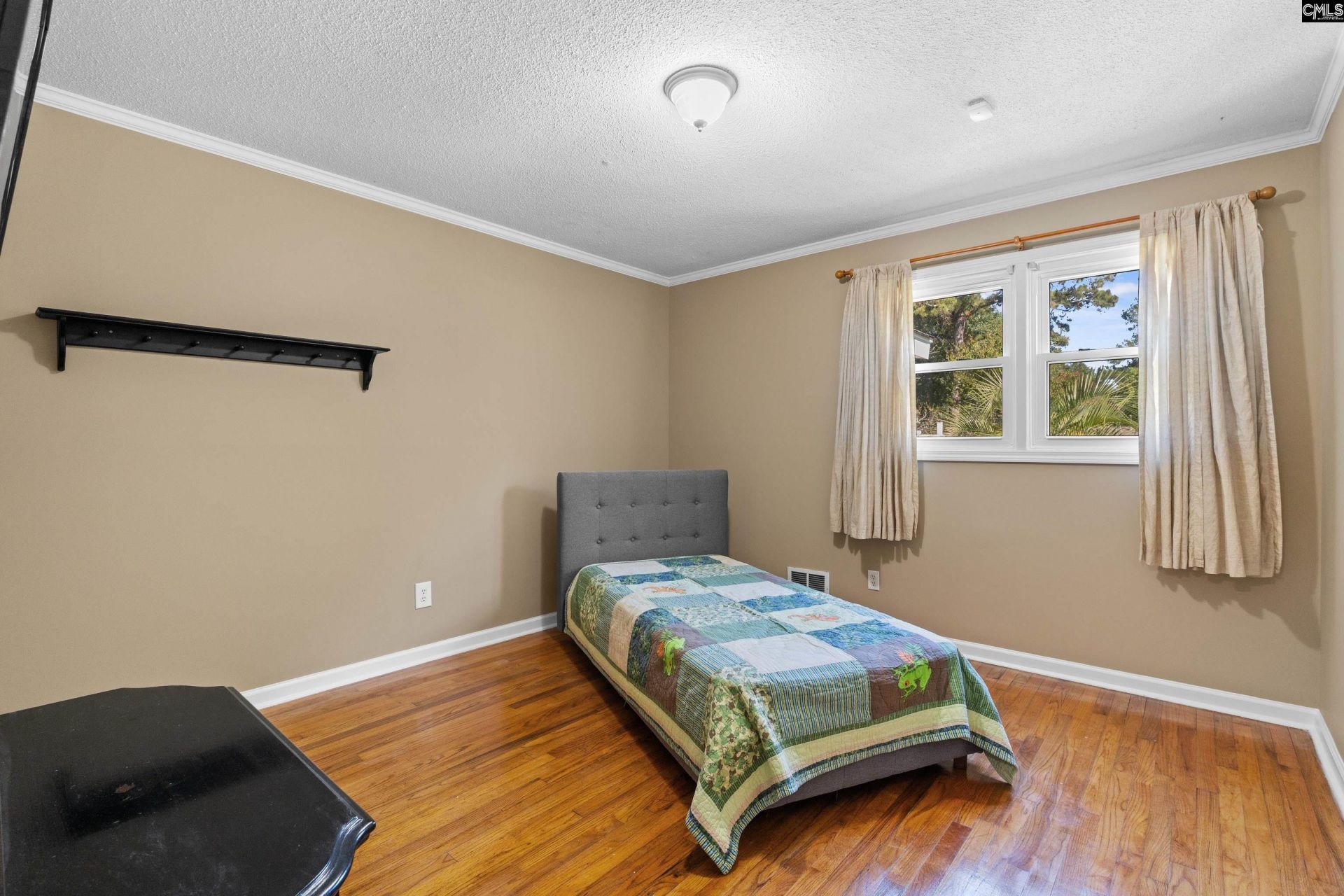 201 Golden Lane  Photo 20