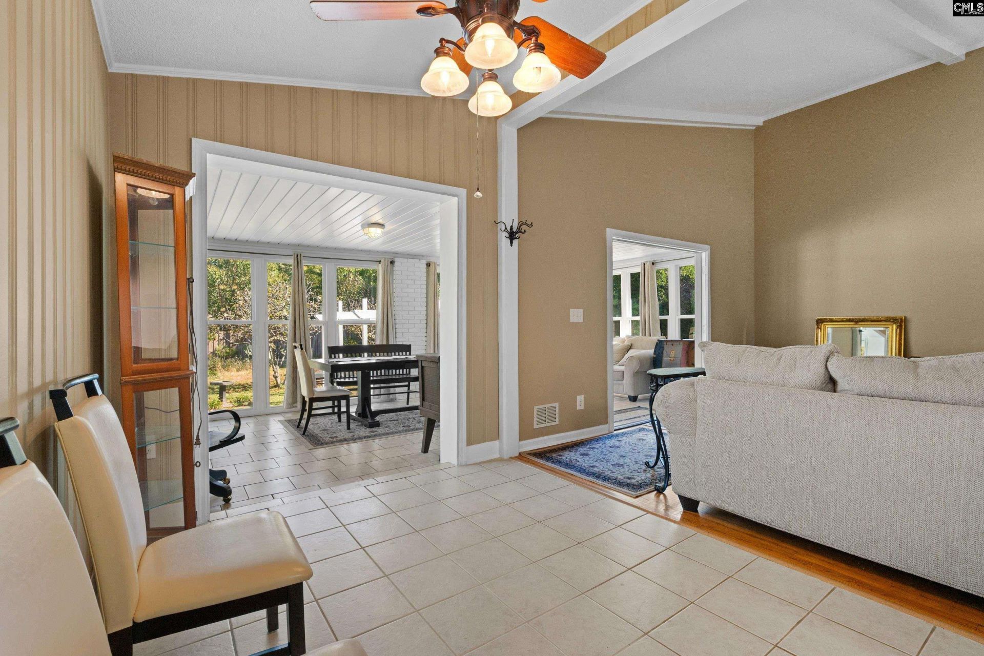 201 Golden Lane  Photo 9