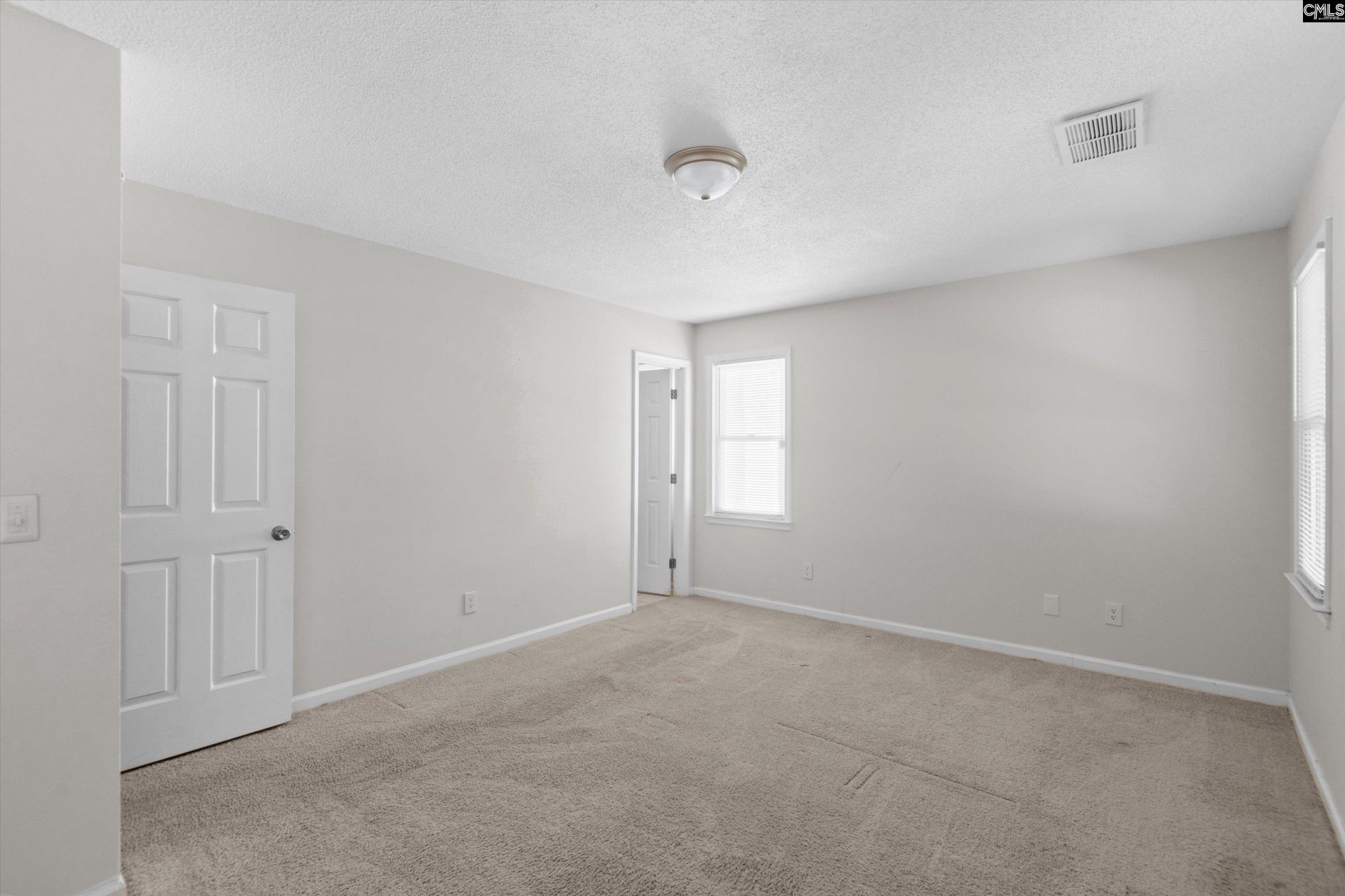 108 Huntwood Trail Photo 16