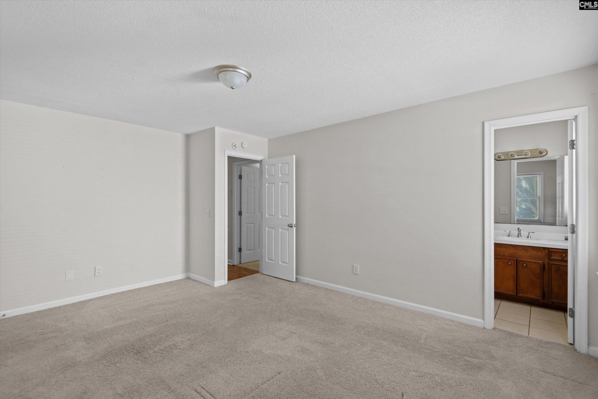 108 Huntwood Trail Photo 17