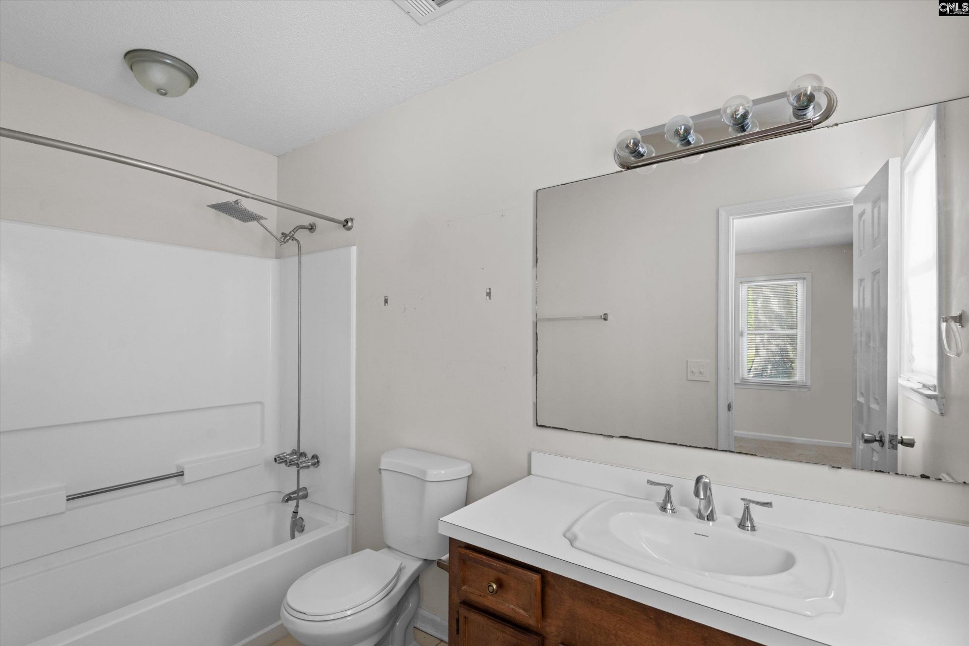 108 Huntwood Trail Photo 18