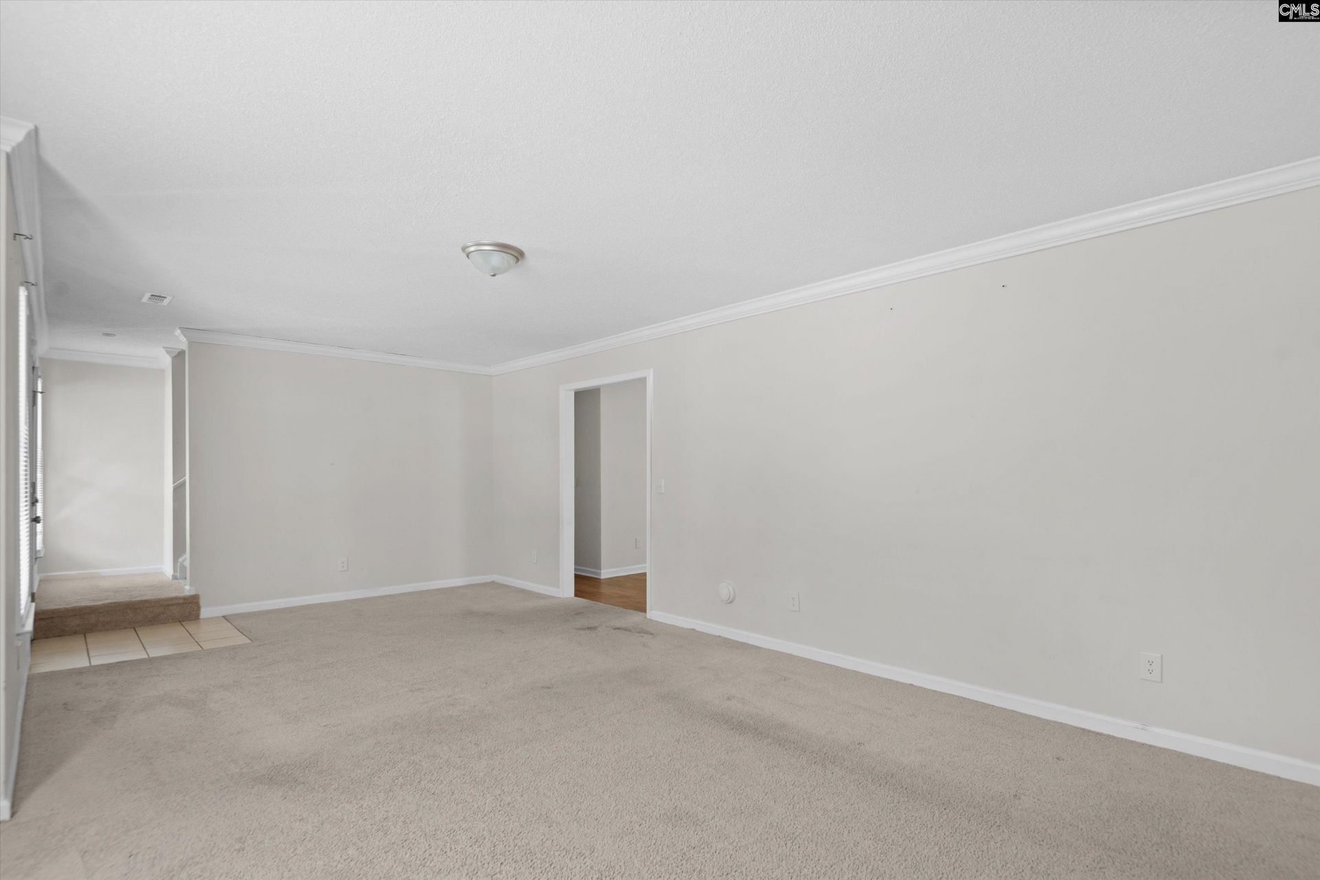 108 Huntwood Trail Photo 6