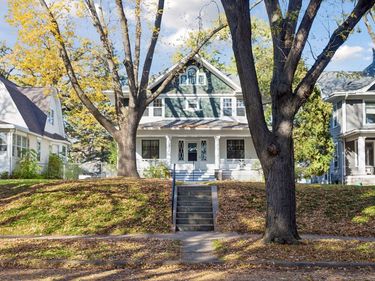 2073 Carroll Avenue, Saint Paul, MN 55104