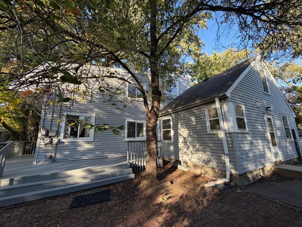 829 25th Avenue SE, Minneapolis, MN 55414