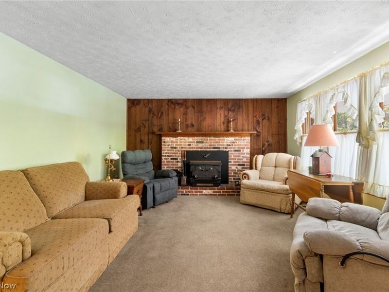 3665 Cranwood Street NW, North Canton, OH 44720 Photo 3