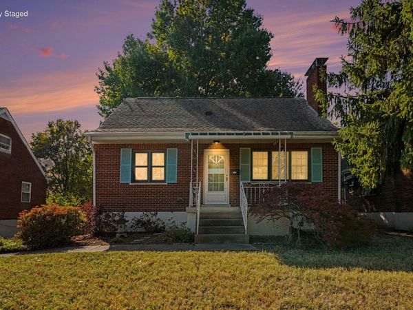 319 Swan Circle, Elsmere, KY 41018