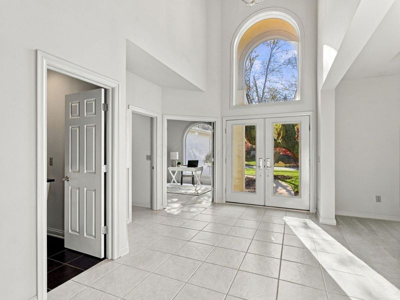 3269 Mccammon Chase Drive, Lewis Center, OH 43035 Photo 5