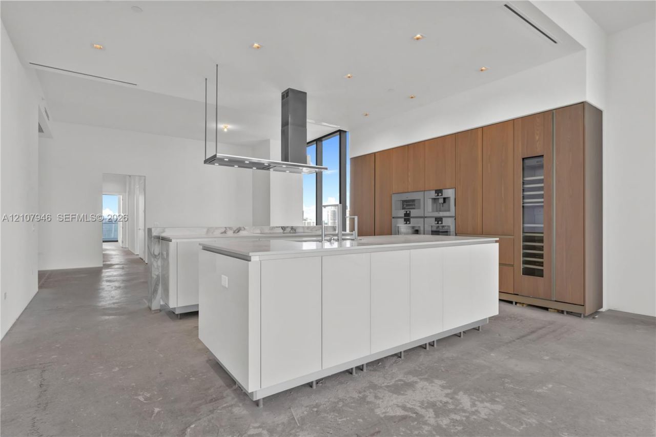 18501 Collins Ave, Unit 1501, Sunny Isles Beach, FL 33160 Photo