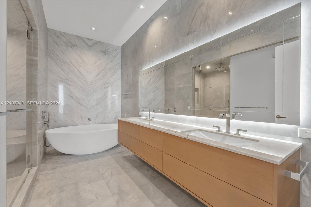 18501 Collins Ave, Unit 1501, Sunny Isles Beach, FL 33160 Photo