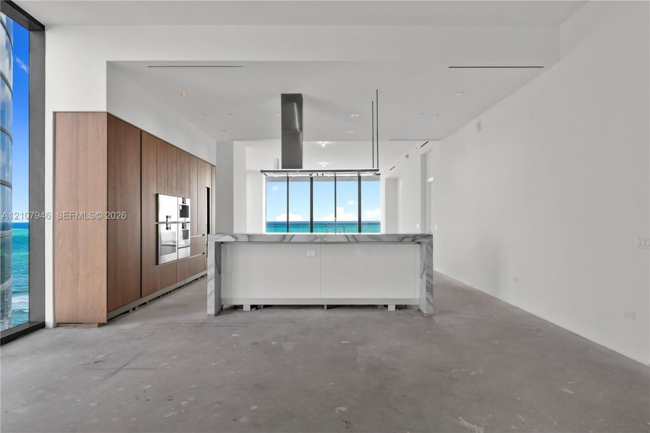 18501 Collins Ave, Unit 1501, Sunny Isles Beach, FL 33160 Photo