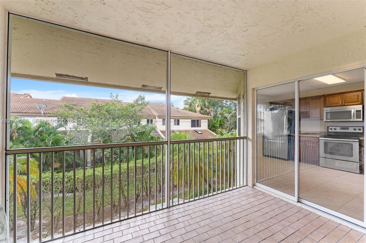 6626 Via Regina, Boca Raton, FL 33433 Photo