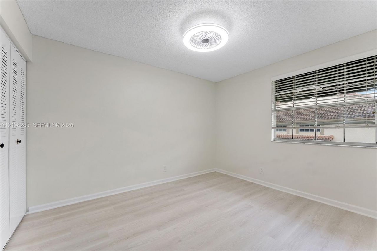 6626 Via Regina, Boca Raton, FL 33433 Photo