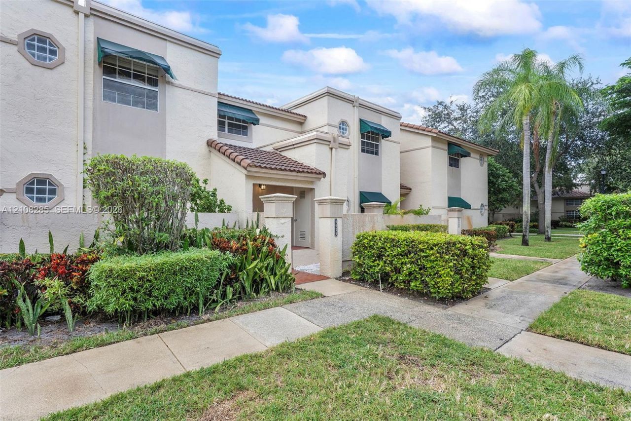 6626 Via Regina, Boca Raton, FL 33433 Photo