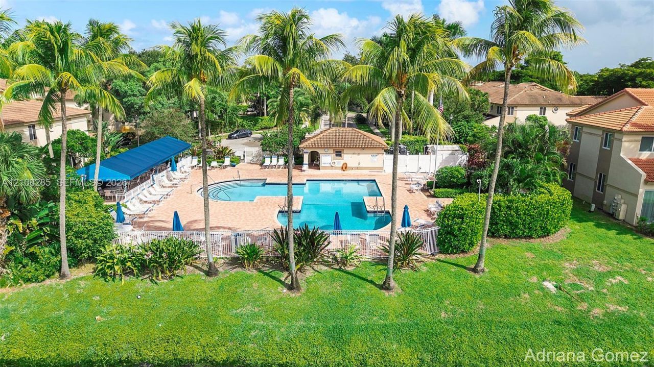 6626 Via Regina, Boca Raton, FL 33433 Photo