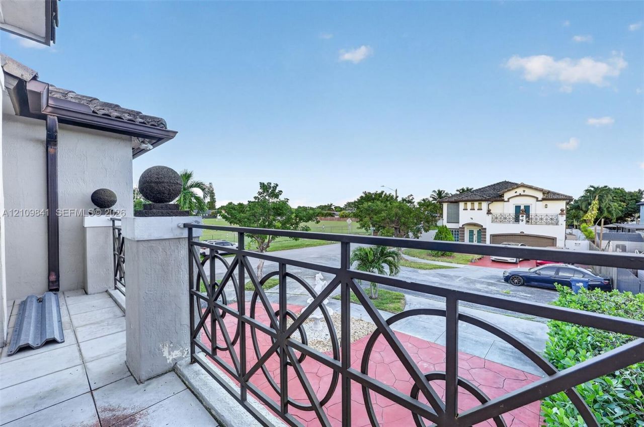 17608 SW 146th Ave , Miami, FL 33177 Photo