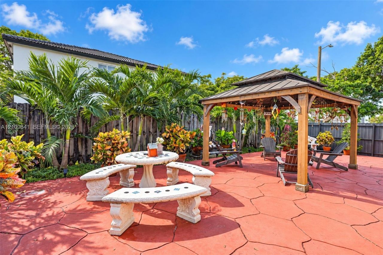 17608 SW 146th Ave , Miami, FL 33177 Photo