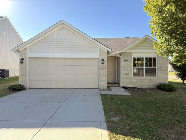 10807 Woods Drive , Ingalls, IN 46048