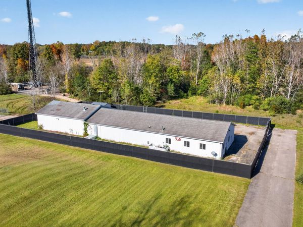 5028 Page Avenue, Jackson, MI 49201