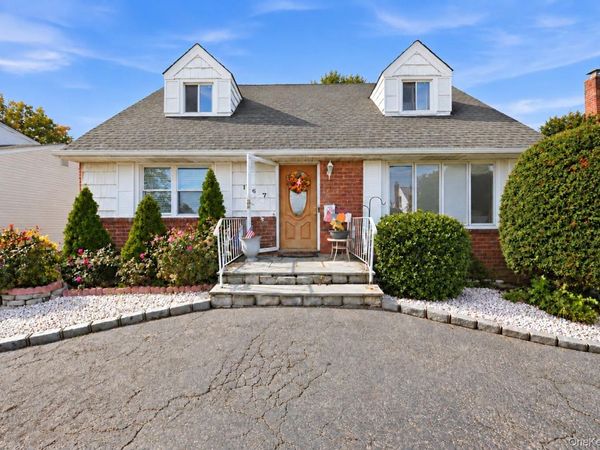 167 Morris Drive , East Meadow, NY 11554