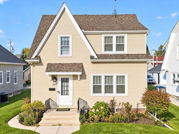 2530 N 12th STREET, Sheboygan, WI 53083