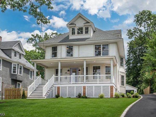28 Mountain Ave, Summit, NJ 07901