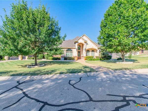 300 Eagle Landing Drive , Belton, TX 76513