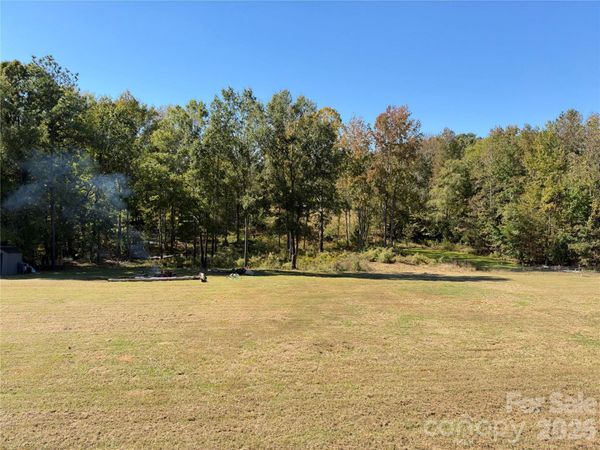 13490 Mullis Road , Midland, NC 28107