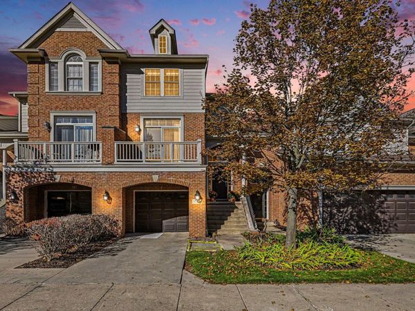 37536 Newburgh Park Circle, Livonia, MI 48152