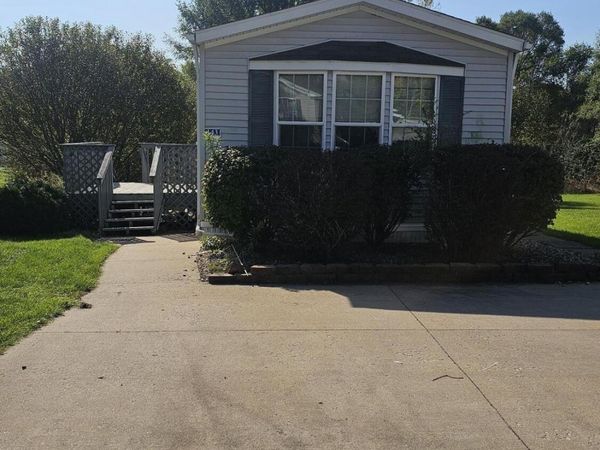 11325 140TH LOT 143, Davenport, IA 52804