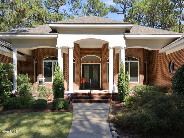 80 Mcmichael Drive, Pinehurst, NC 28374