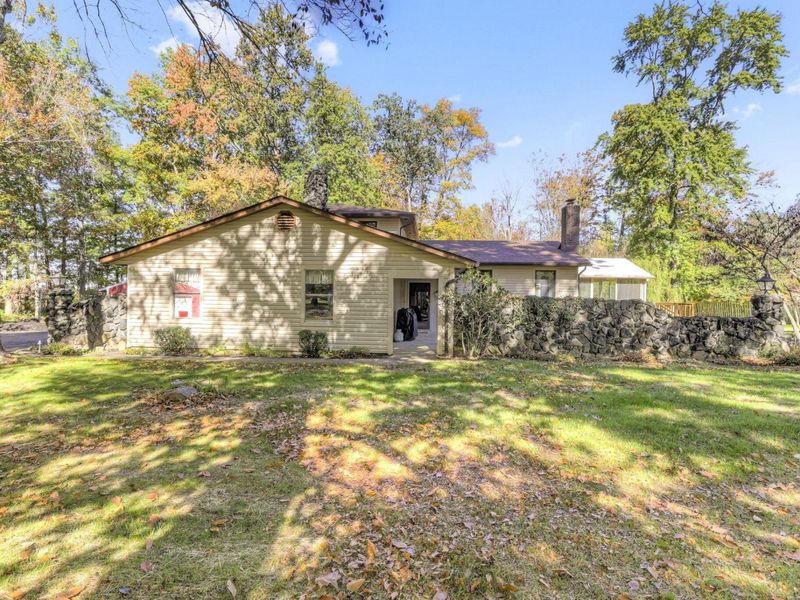 2450 Musser Road NE, Baltimore, OH 43105 Photo 3