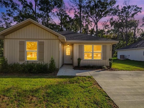 233 Viola Avenue , Saraland, AL 36571