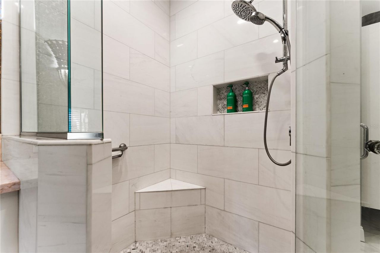 1720 Kestral Park Way S, Unit 49, Sarasota, FL 34231 Photo