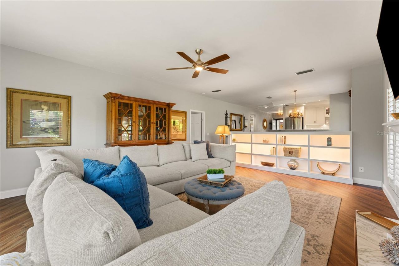 1720 Kestral Park Way S, Unit 49, Sarasota, FL 34231 Photo