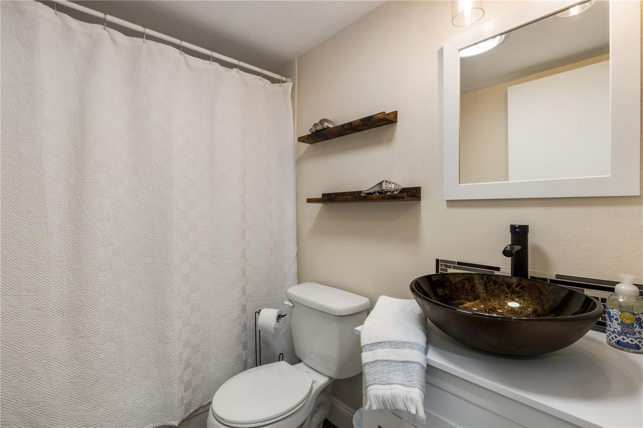 3231 Beneva Road , Unit 101, Sarasota, FL 34232 Photo