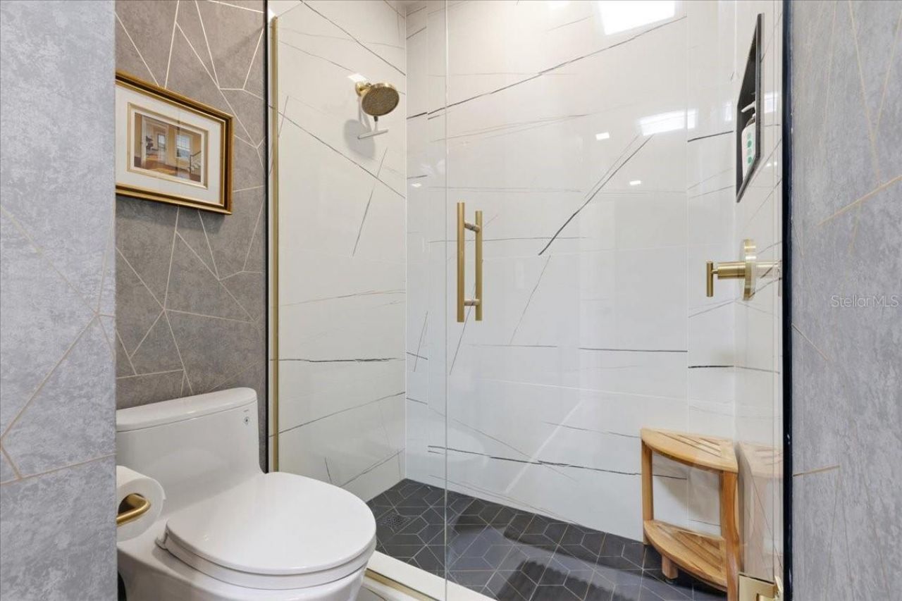 8953 Charleston Park, Unit 18, Orlando, FL 32819 Photo