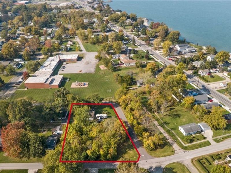 559 Pasadena Avenue, Sheffield Lake, OH 44054 Photo 6