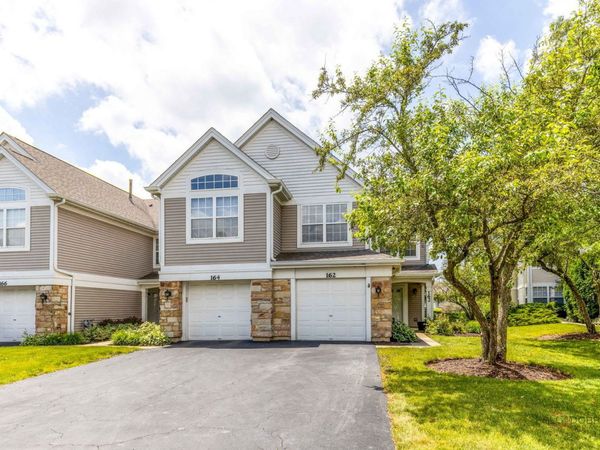 162 Fairfield Lane , Unit 162, Carol Stream, IL 60188
