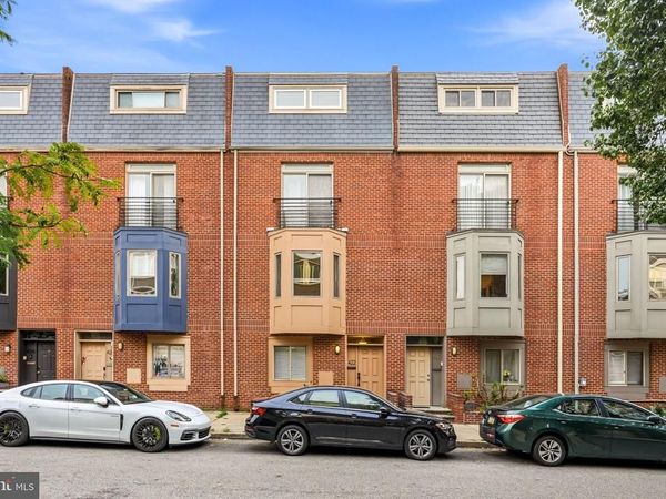 422 S LECOUNT STREET , PHILADELPHIA, PA 19146