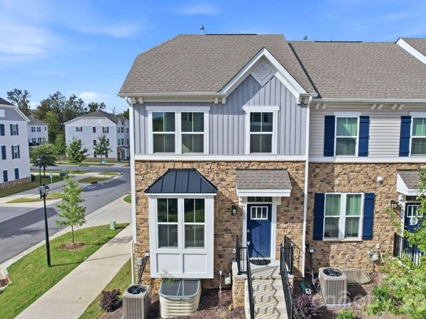 9302 Mallard Mills Drive, Charlotte, NC 28262